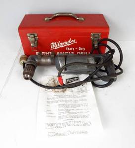 lot 30 image: Vintage Milwaukee Right Angled Drill