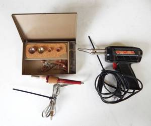 lot 61 image: Vintage Weller Soldering Gun and Ungar Electric Tools Soldering Iron