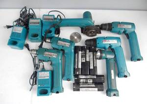 lot 68 image: Lot of Makita Cordless Drills and Power Tools