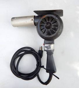 lot 82 image: Allover Industries Model 499A Heat Gun