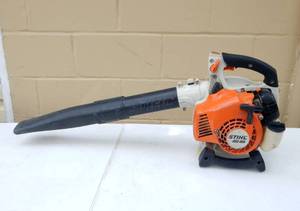 lot 83 image: Stihl BG 85C Home Scaper Series Blower
