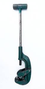 lot 84 image: Vintage #2 Pipe Cutter