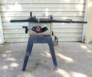 lot 4 image: Sears Craftsman 9 Inch Motorized Table Saw Model 113.242720