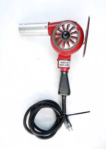 lot 90 image: Master Appliance Corp. Heat Gun Model HG-301A