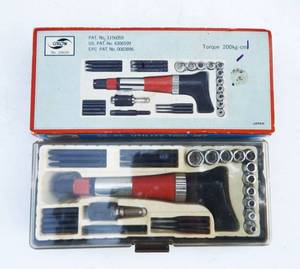lot 91 image: Grow No. 2800 Automatic and Ratchet Utility Tool Set