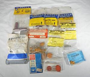 lot 166 image: Large Lot of Capacitors for Electronics