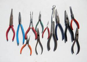 lot 208 image: Lot of Miscellaneous Needle Nose Pliers