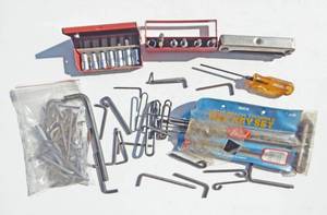 lot 224 image: Lot of Allen Hex Wrenches and Sockets