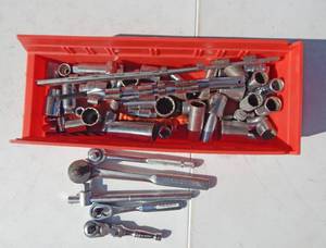 lot 227 image: Lot of Ratchets and Sockets Including Craftsman