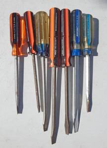 lot 241 image: Lot of Large Standard Flat Head Slotted Screwdrivers