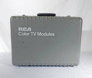 lot 144 image: Vintage RCA Color TV Modules Service Repairmans Case
