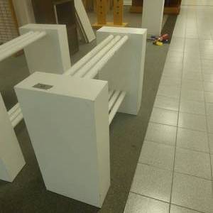 lot 93 image: 36 x 54 x 18 Modern Look Display Shelf