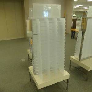 lot 102 image: 69 x 27 x 25 Glasses Display Rack