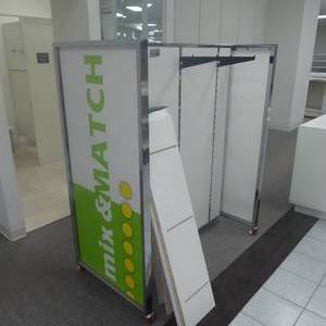 lot 123 image: 66 x 55 24 Rolling Shelf Display