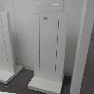 lot 130 image: 64 x 29 x 27 Rolling Display