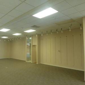 lot 227 image: LED Commercial Track Lighting