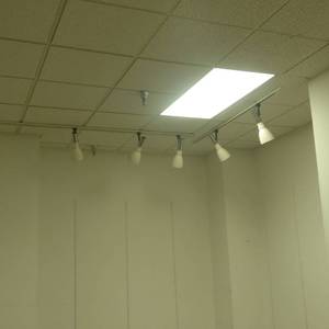 lot 230 image: LED Commercial Track Lighting