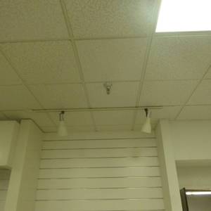 lot 218 image: LED Commercial Track Lighting