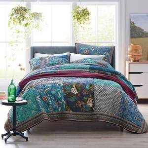 lot 8 image: Hillbrooke Multicolored Floral King Cotton Patchwork Quilt, 50533Q-K-MULTI - NEW QUILT ONLY.