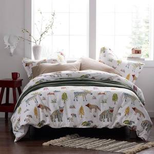 lot 28 image: Whimsical Woods Multicolored Flannel Queen Duvet Cover, 50475D-Q-MULTI - NEW
