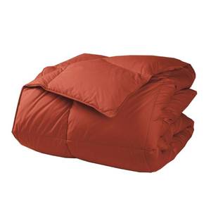 lot 52 image: Light Warmth Russet King Down Comforter, C3F3-K-RUSSET - NEW