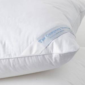 lot 93 image: LaCrosse LoftAIRE Hypoallergenic Medium Down Alternative King Pillow, PP77-K-WHITE - NEW