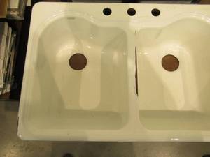 lot 11 image: KOHLER Deerfield 33-in x 22-in White Double-Basin Cast Iron Drop-In 3-Hole Residential Kitchen Sink R5873-4-0