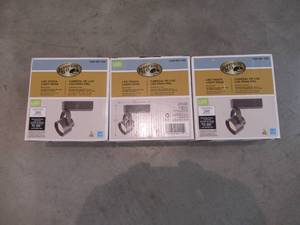lot 32 image: (3 Pack) Hampton Bay Hampton Bay Black Dimmable LED Gimbal Track Lighting Fixture 1015-BK