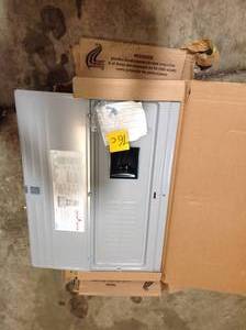 lot 16 image: LOT WITH SIEMENS PL Series 200 Amp 24-Space 42-Circuit Main Lug Load Center SEE PICS