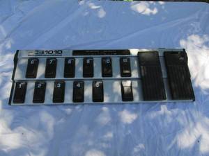 lot 17 image: Behringer FCB1010 MIDI Foot Control...