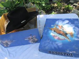 lot 19 image: Vintage Resistol (7 -14) Cowboy H...