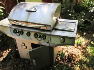 lot 55 image: Smoke & Grill Professional Smoker ...