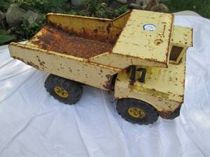 lot 75 image: Tonka Vintage Truck See Photos...