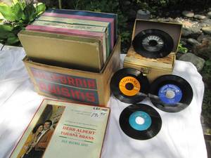 lot 129 image: Huge Lot of Records See Photos...