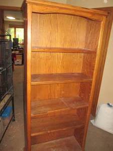lot 108 image: 5 Shelf Bookshelf...