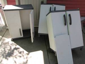 lot 118 image: (3) Black & Decker Stackable Storag...