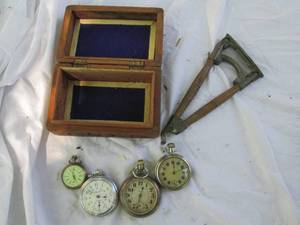lot 147 image: Antique Pocket Watches & Vintage Ha...