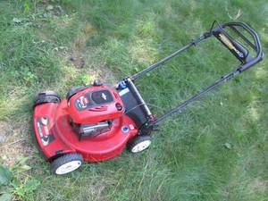 lot 177 image: Toro Push Lawn Mower...