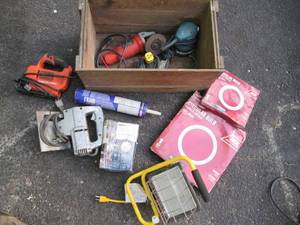 lot 200 image: Large Lot of Power Tools, Circular ...