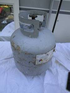 lot 211 image: Empty Propane Tank With Gauge Attac...