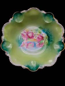lot 107 image: R. S. Prussia Red Mark 10 12 Bowl Lime Green and Green Mix with a Flower Bouquet