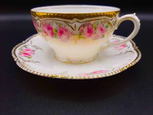 lot 127 image: R.S. Prussia Red Mark Gold Gilded Cup and Saucer Set
