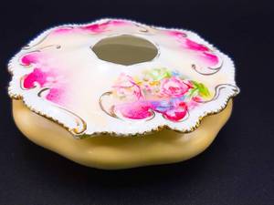 lot 140 image: Gorgeous R.S. Prussia Open Topped, Hair Receiver