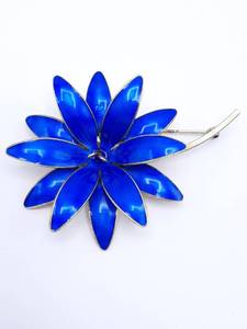 lot 209 image: Vintage Bernard Meldahl Norway Sterling Silver and Blue Enamel Flower Pin