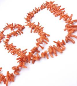 lot 220 image: Vintage Red Coral Branch Necklace with Pearls