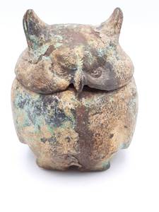 lot 311 image: Vintage Cast Iron Owl Incense Burner