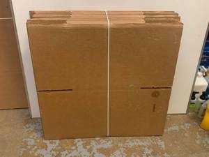 lot 58 image: Shipping Boxes