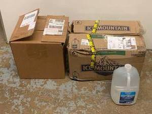 lot 22 image: Distilled Water