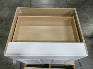 lot 111 image: Hampton Bay Benton Assembled 30 in. x 34.5 in. x 24.5 in. Base Cabinet with Soft Close Full Extension Drawer in White BT3035B-WH