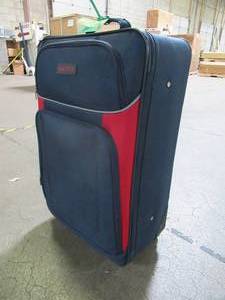 lot 709 image: Nautica Oceanview 2-Pc. Luggage Set 2829926
